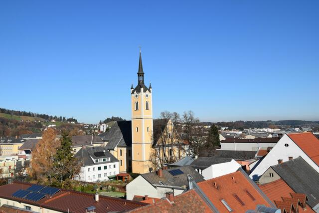 Weithin sichtbar: Die Allerheiligenkirche in Deutschlandsberg mit ihrem Kirchturm. | Foto: KK