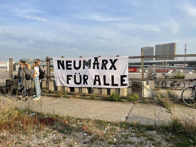 In Neu Marx plant die Stadt Wien eine Eventarena, die die rund 20.000 Menschen fassen soll. | Foto: Hannah Maier