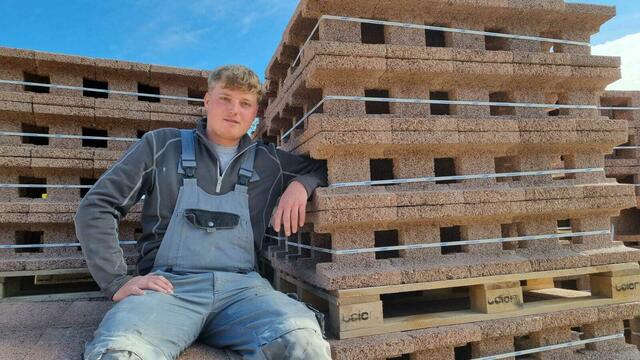 Andi Freiberger ist Maurer und hat seine Berufswahl nie bereut. | Foto: Ingrid Ruf