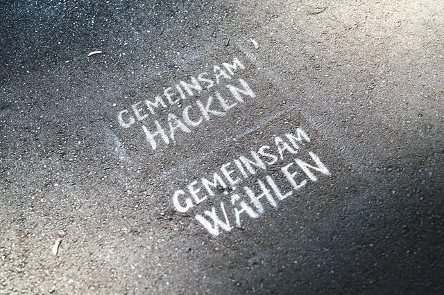 Dieser Schriftzug war am 9. Oktober vielerorts am Alsergrund aufgesprüht.  | Foto: SPÖ Alsergrund