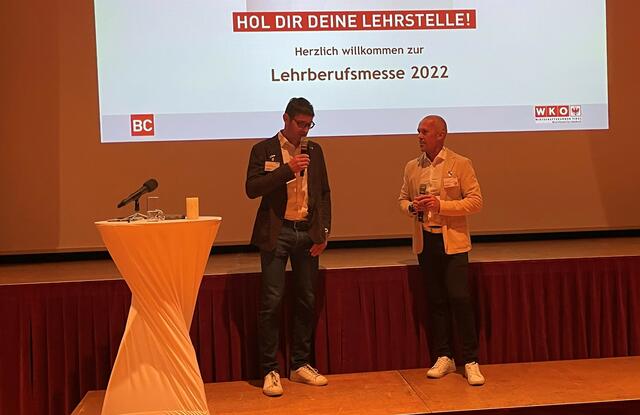 WK-Bezirksobmann Michael Gitterle (li.) und WK-Bezirksstellenleiter Otmar Ladner. | Foto: Wirtschaftskammer Landeck