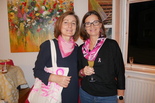 Geschäftsführerin der Krebshilfe Burgenland Andrea Konrath und Assistentin Maria Zachs | Foto: Carina Fröhlich