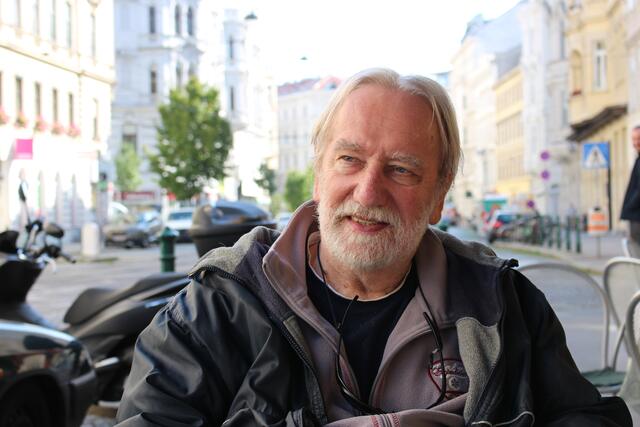 Der am Alsergrund lebende Schriftsteller Friedrich Hahn.  | Foto: Martin Jelicic