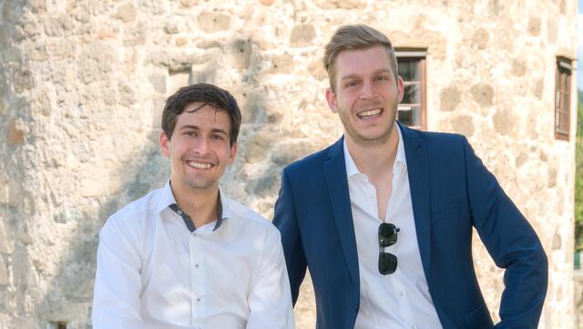 Von links: JVP-Obmann Daniel Ziegler und ÖVP-Fraktionsobmann Alexander Würzl. | Foto: Lackner-Strauss