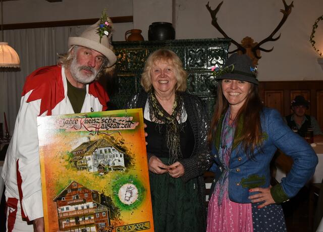 Siegerin der Gedenkscheibe Christa Exner (Mitte) -  Foto© Franz Frühauf