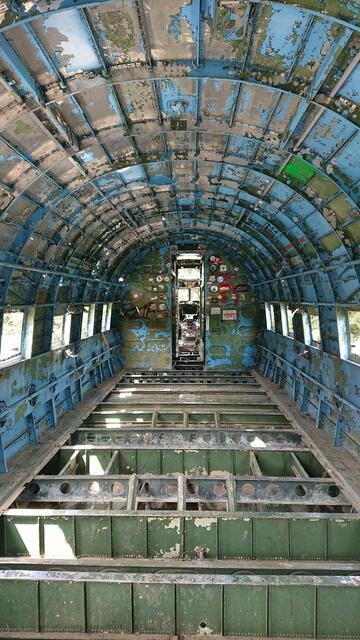 Hier saßen früher die Flugpassagiere. | Foto: Jasmine Moser