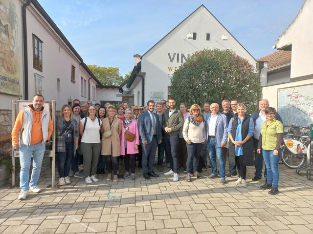 Beim Treffen in Gols wurde gustiert und "politisiert". | Foto: Friedrich Radlspäck