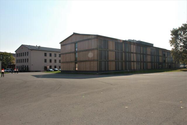 Das neue Mannschaftsgebäude. | Foto: RegionalMedien