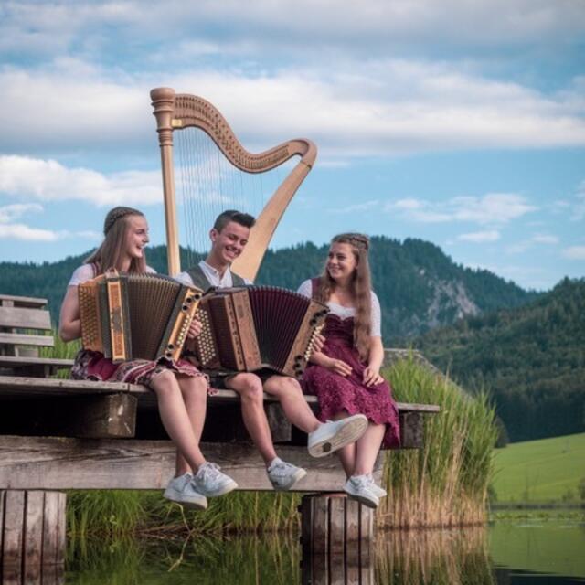 Die Schüler freuen sich darauf, musizieren zu können. | Foto: Musikschule Greifenburg