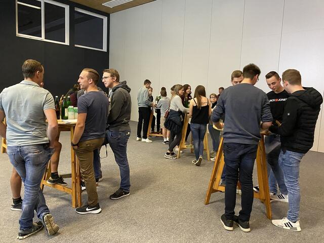 Bei Snacks und Getränken wurden die Ideen besprochen. | Foto: JF Thannhausen