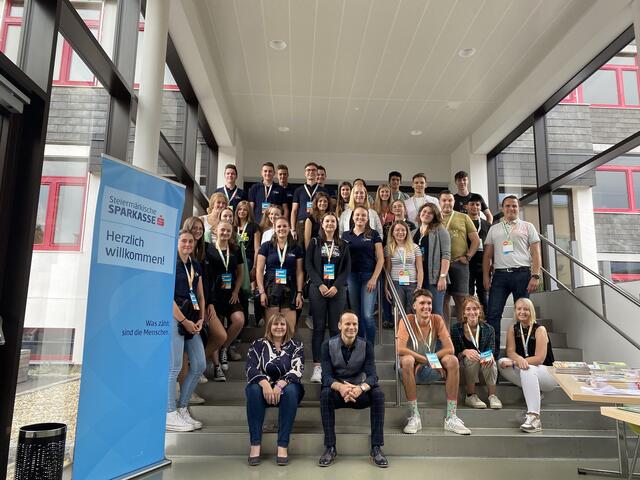 Die Jugendlichen, die Bürgermeisterin sowie die Gemeinderätinnen und Gemeinderäte waren über das Jugendforum begeistert. | Foto: JF Passail