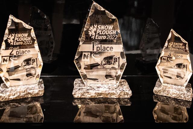 Die Pokale wie Schneekristalle | Foto: Christian Nowotny