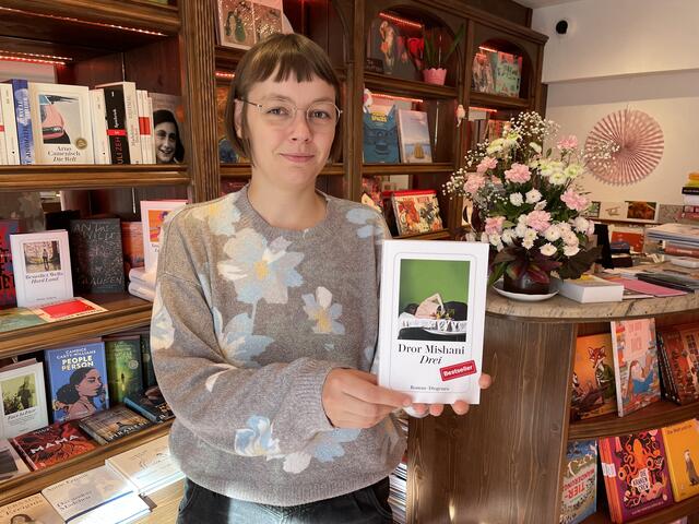 Auch aus der Buchhandlung "Wechselseitig" gibt es von Luisa eine Empfehlung.  | Foto: Lisa Gold