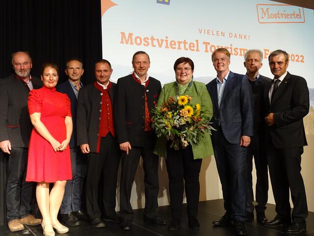 Robert Plank, Tina Goebel, Franz Faschingleitner, Andreas Purt, Johannes Scheiblauer, Michaela Hinterholzer, Michael Duscher, Franz Hirschmugl und Anton Erber | Foto: Simon Glösl