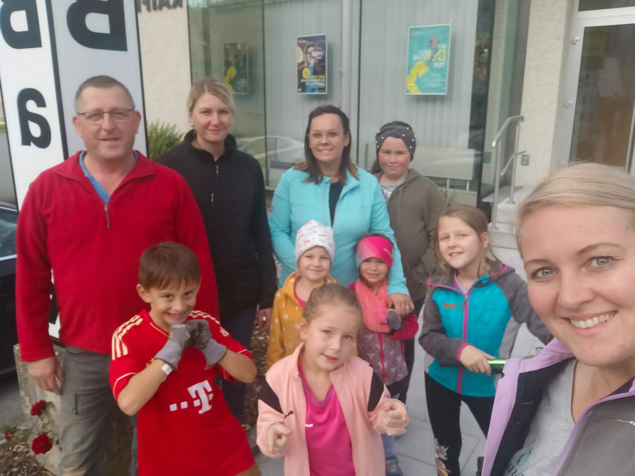 Hirschbach: Bio-Apfelsaft für Schüler und Kindergartenkinder - Freistadt Hirschbach: Bio-Apfelsaft für Schüler und Kindergartenkinder - Freistadt