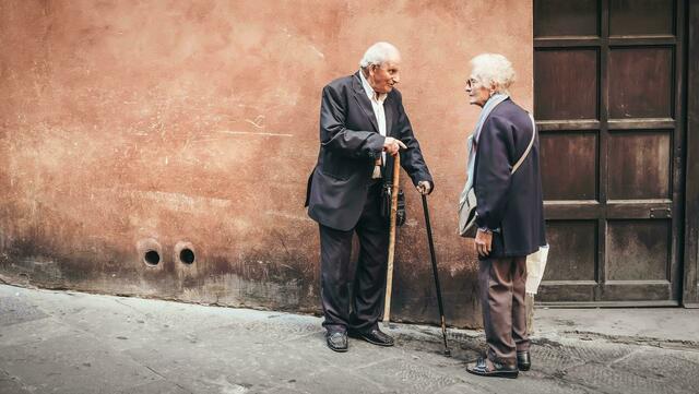 Auch Anwärterinnen und Anwärter einer solchen Pensionskassenleistung müssen mit Einbußen rechnen. | Foto: Christina Gottardi/Unsplash
