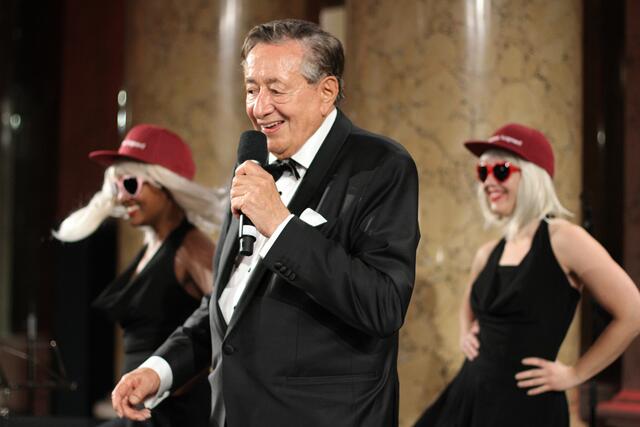 Richard Lugner bewies einmal mehr sein Talent als Entertainer. | Foto: Patricia Hillinger