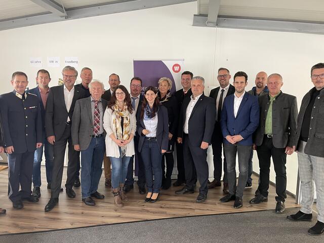 Hochstrasse Innovativ wurde mit zahlreichen Ehrengästen eröffnet und präsentierte die Stärke der regionalen Wirtschaft. | Foto: KK