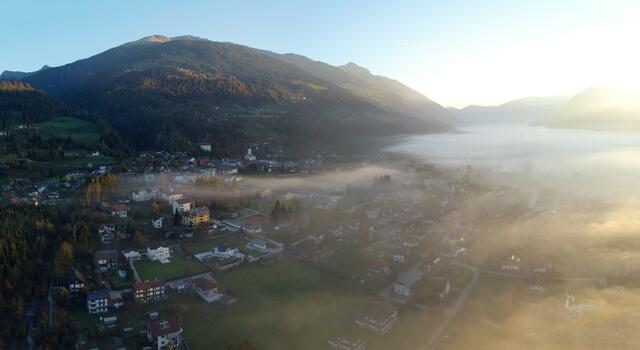 mein Greifenburg im Morgennebel