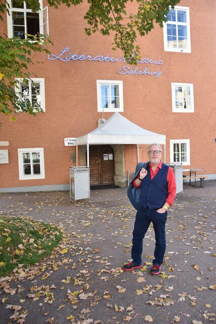 Der Leiter des Literaturhaus Salzburg, Tomas Friedmann, freut sich auf das Krimi-Fest im November. | Foto: Literaturhaus Salzburg