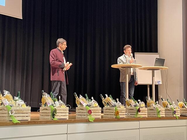 Vizebürgermeister Johannes Karner (r.) ist selbst Landwirt und kennt die Problematik | Foto: Engelmann