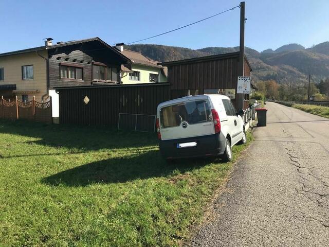 Standort: Sulzbach auf der kleinen Straße, die parallel zu den Eisenbahnschienen verläuft und die Ortsteile Sulzbach und Kaltenbach verbindet. Achtung: Hier sind nur 30 km/h erlaubt!