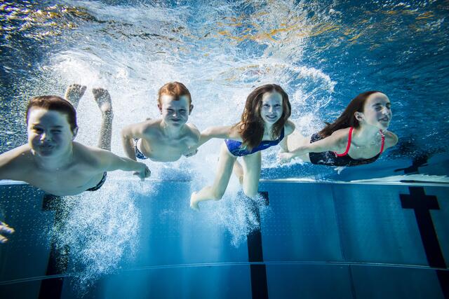 Kinderschwimmkurse in Losenstein: Schwimmen lernen ist Überlebensnotwendig - Steyr & Steyr Land
