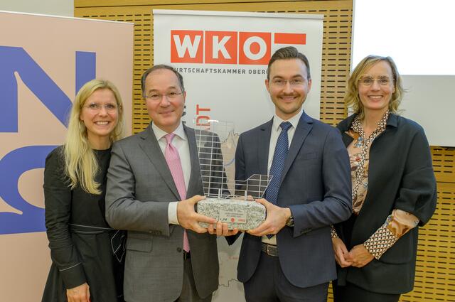 Leitbetrieb: Silhouette International Schmied AG | Foto: Cityfoto