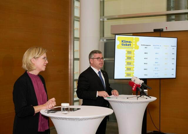 Ministerin Leonore Gewessler mit Landesrat Ludwig Schleritzko | Foto: NLK/Pfeiffer