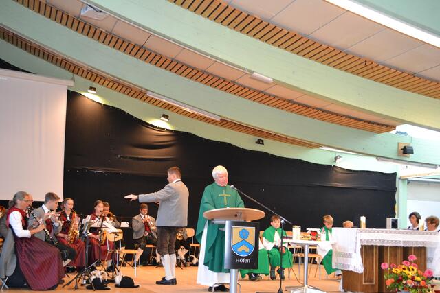 Dekan Franz Neuner gestaltete den Gottesdienst.