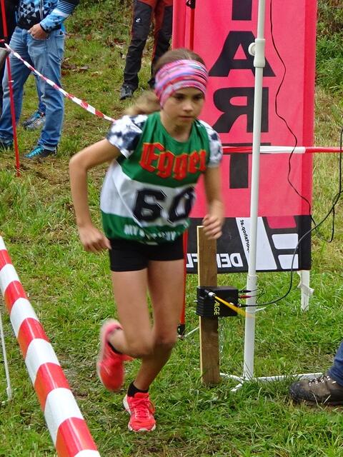 K11-Siegerin Ida Reisenbauer (SV Erpfendorf) beim Start 