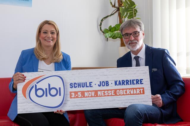 Landesrätin Daniela Winkler und Burgenlandmesse-Geschäftsführer Markus Tuider laden zur Burgenländischen Bildungs- und Berufsinformationsmesse ein. | Foto: Landesmedienservice