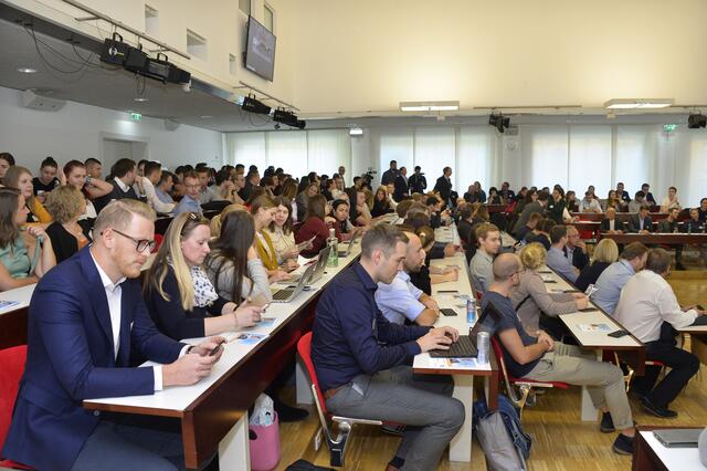 Immer volles Haus bei den E-Business Best Practices am FH OÖ Campus Steyr.
| Foto: FH OÖ/ Peter Kainrath