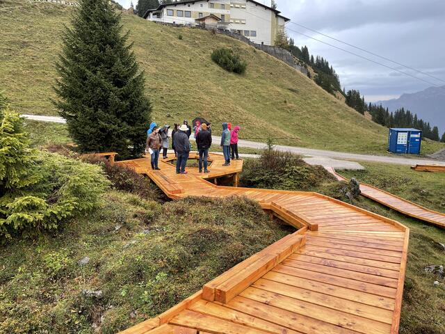 Der neu angelegte, barrierefreie Alpenblumengarten.