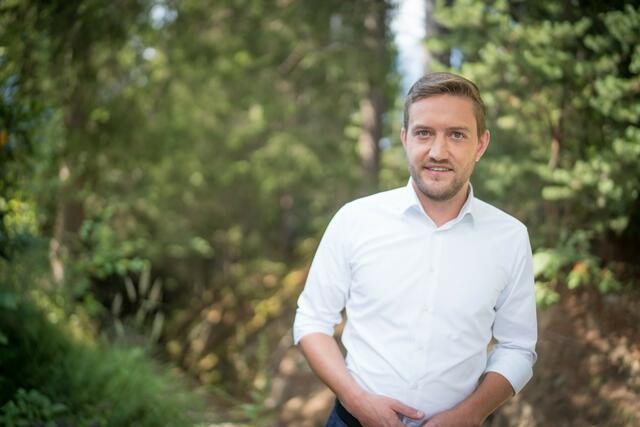 Dominik Mainusch ist seit 2018 im Tiroler Landtag und bleibt auch in der kommenden Regierungsperiode. | Foto: Fischler