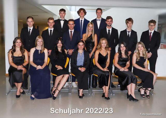 Die 8A Klasse des BRG Feldkirchen  | Foto: Foto Vaschauner