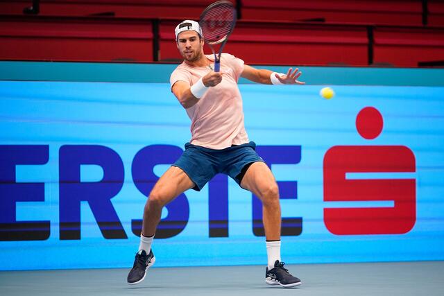 Khachanov gewann in einem engen Match mit 2-0 in den Sätzen gegen Wolf. | Foto: e-motion/Bildagentur Zolles KG/Christian Hofer