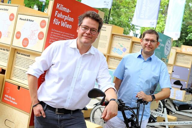 Klimatour im Baumgartner-Casinopark, mit StR Jürgen Czernohorszky und BVIn Michaela Schüchner. | Foto: Votava/PID