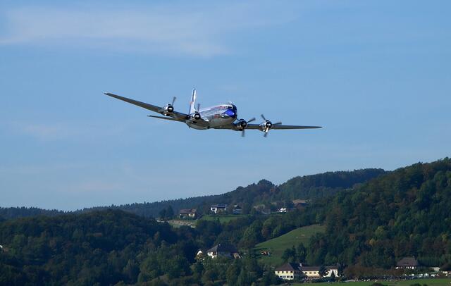Douglas DC-6B - 1958

 | Foto: Franz Dörr
