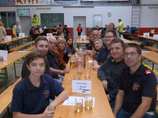 Ob Gulasch mit Fleisch, Veggie-Gulasch oder Szegediner - die Feuerwehr Oberpullendorf kümmerte sich um jede Menge Speis und Trank!