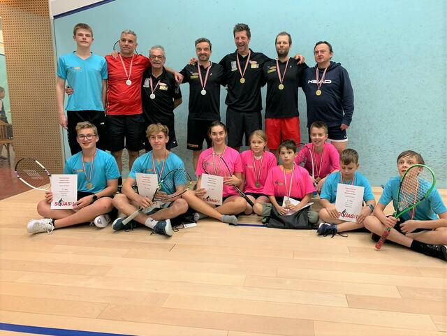 Gesammeltes Edelmetall der NV Squash-Union Wr. Neudorf  | Foto: Squash Union