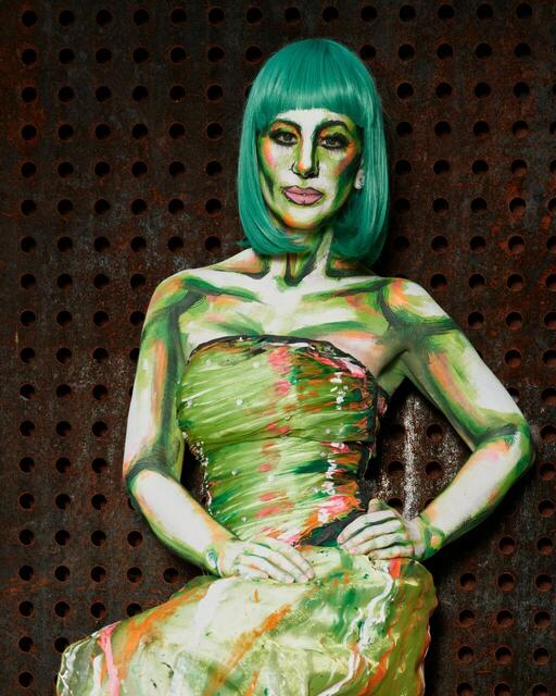 Nadja Hluchovsky wird auch selbst gerne zur Leinwand. | Foto: Christian Höfinger