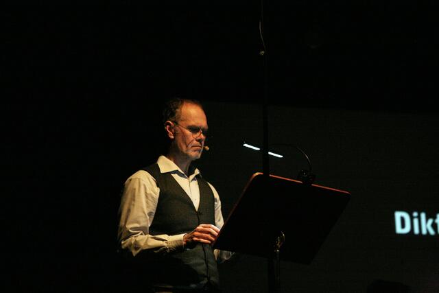 Thomas Lackner fungierte als Erzähler.