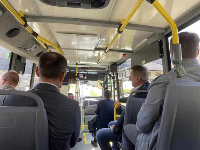 Testfahrt: Vollbesetzt auf die Stolzalpe. | Foto: Verderber