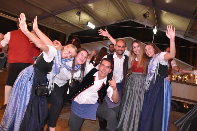 Beste Stimmung beim Waldfest | Foto: Michael Strini