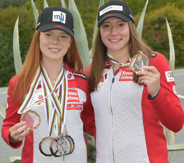 Empfang für Tina und Emma | Foto: Michael Strini