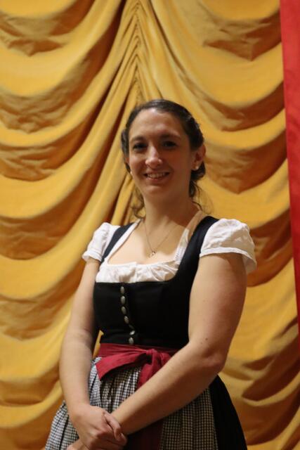 Moderierte durch den Abend: Vizebürgermeisterin Sarah Raich.  | Foto: Elisabeth Zangerl 