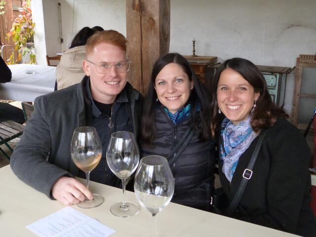 Joseph Estl, Judith Rathmanner und Anita Schlögl machten es sich trotz des kühlen Wetters bequem!
