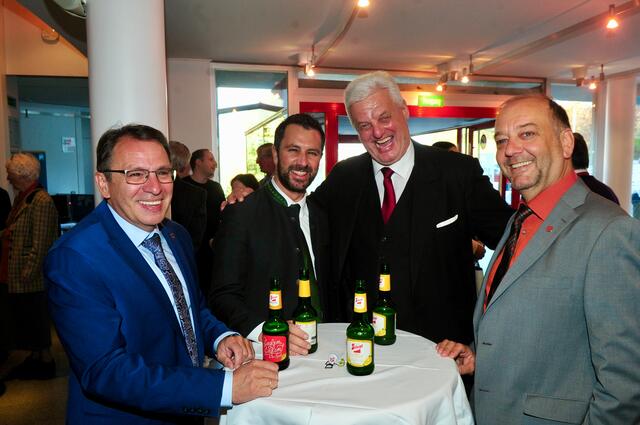 Beste Laune bei Bgm. Toni Schiffmann (St. Sigmund), Georg Dornauer, Bgm. a.D. Rudl Häusler und Bgm. Klaus Gritsch aus Kematen (v.l.n.r.) | Foto: Hassl