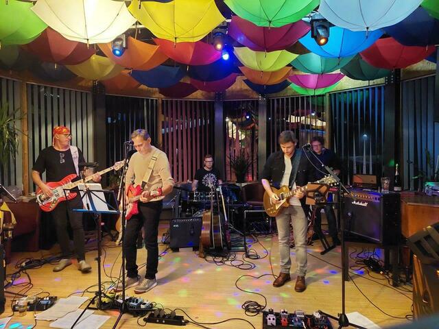 Die Band "Austria 4" begeisterte mit bekannten und beliebten Austropop-Songs das Publikum. | Foto: Marktgemeinde Bad Bleiberg